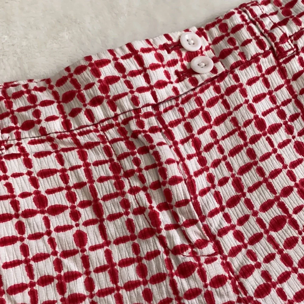 Vineyard Vines | Tie Dye Squares Print Shorts 100% Cotton 2H0297 Red/White (6) - Picture 9 of 16